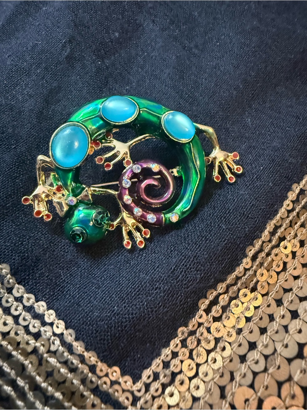 Green Enamel Lizard Brooch with Blue Accents - Women Jewelry